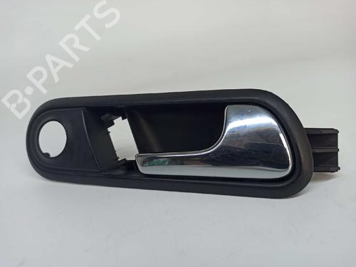 Poignée intérieure avant droite SEAT CORDOBA (6L2) 1.4 16V (75 hp) 6314584