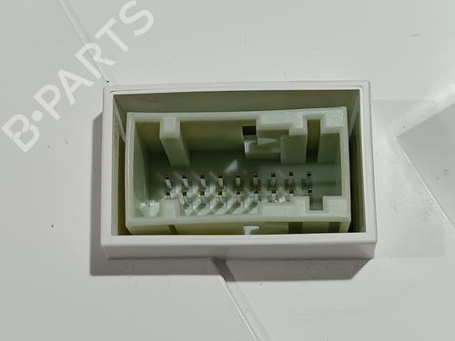 Instrument cluster PEUGEOT EXPERT Bus (V_)  | BP18235235C47 