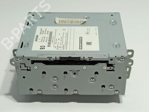 Used Radio Radio INFINITI Q30 1.5 D (109 hp) 32725873 32725873