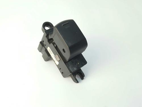 Used Right rear window switch NISSAN PATHFINDER III (R51) 2.5 dCi (174 hp) 6567689