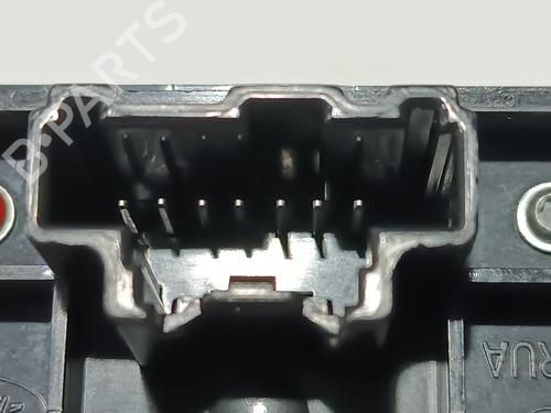 Switch LAND ROVER DISCOVERY SPORT (L550) 2.0 D 4x4 | BP24424030I30