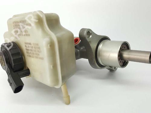 Brake master cylinder AUDI A3 (8P1) 2.0 TDI 16V | BP2747838M77