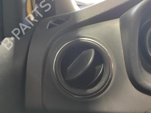 air-vent-dacia-sandero-ii-2012-26898929 main image