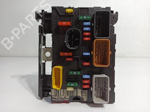 Used Fuse box PEUGEOT 207 (WA_, WC_) 1.4 (72 hp) 30048252