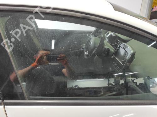 front-right-door-window-renault-clio-iv-bh_-12-tce-120-bhm0-2012-2013-2014-2015-2016-2017-2018-2019-2020-2021-18125910 main image