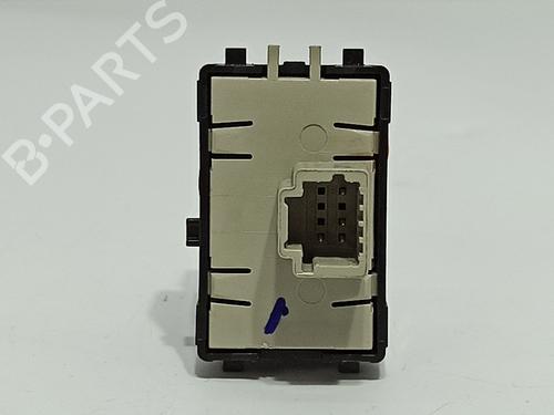 Switch DACIA SANDERO II 1.5 Blue dCi 95 (B8JL) | BP14545293I30