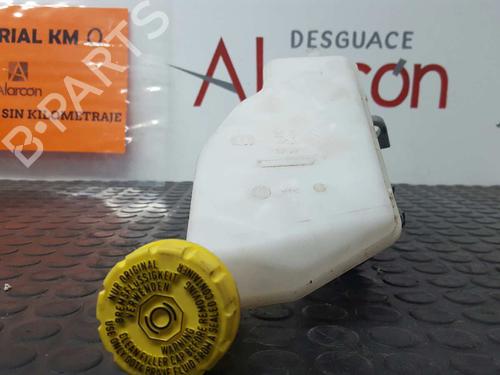 Brake master cylinder CITROËN C4 CACTUS 1.2 VTi 82 | BP2783239M77 