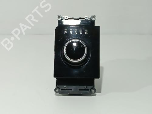 Used Shift knob Shift knob LAND ROVER RANGE ROVER VELAR (L560) 2.0 D240 SD4 4x4 (241 hp) 34445413 34445413