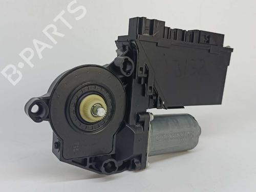 Right rear window motor VW TOUAREG (7LA, 7L6, 7L7) 2.5 R5 TDI | BP7522473E22