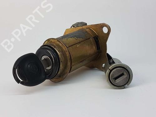 Used Ignition barrel OPEL TIGRA (S93) 1.4 16V (F07) (90 hp) 5406987