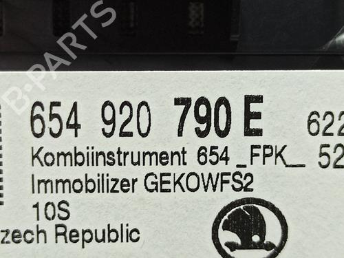 Instrument cluster SKODA SCALA (NW1) 1.0 TSI | BP28061348C47 