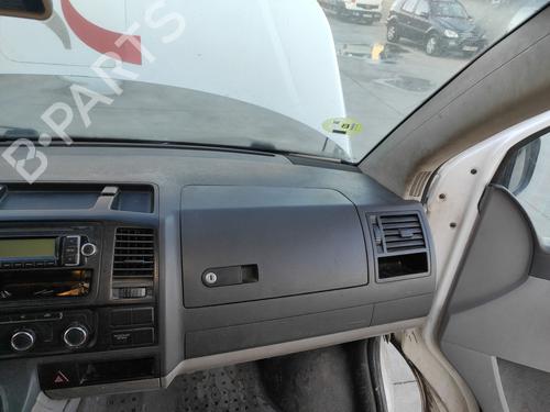 Dashboard VW TRANSPORTER T5 Van (7HA, 7HH, 7EA, 7EH) 2.0 TDI | BP32329423C46 - Image 2