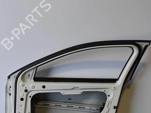 Dør højre fortil INFINITI Q30 1.5 D | BP27307655C3 