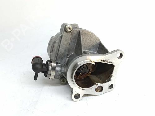 Used Vacuum pump RENAULT GRAND SCÉNIC II (JM0/1_) 1.9 dCi (JM0G, JM12, JM1G, JM2C) (120 hp) 7872555