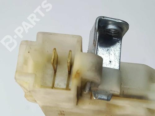 Rear left lock NISSAN TERRANO II (R20) 2.7 TDi 4WD | BP7243719C100 
