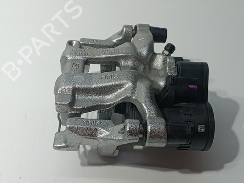 BP27666452M106 main image