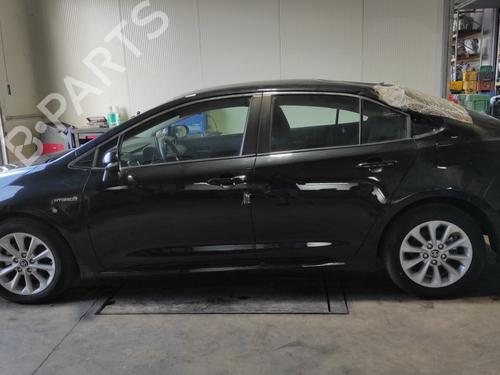 Kombiinstrument TOYOTA COROLLA Saloon (_E21_) 1.8 VVTi Hybrid (ZWE211, MZEA12) | BP13402740C47 