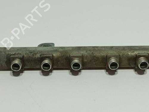 Injection rail OPEL ASTRA H GTC (A04) | BP39592437M98 - Image 2