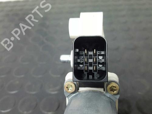 Right front window motor MERCEDES-BENZ C-CLASS (W203) C 220 CDI (203.006) | BP2743899E20