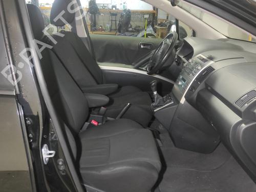 Pièces Détachées Usagées TOYOTA COROLLA Verso (ZER_, ZZE12_, R1_) 1.8 (ZNR11_, ZNR11R) (129 hp) 4243828