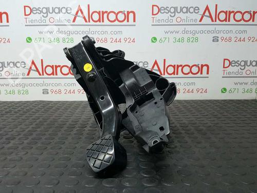 Used Break pedal VW POLO V (6R1, 6C1) 1.4 TDI (90 hp) 8776573