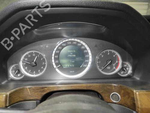 instrument-cluster-mercedes-benz-e-class-w212-2009-2010-2011-2012-2013-2014-2015-2016-35950637 main image