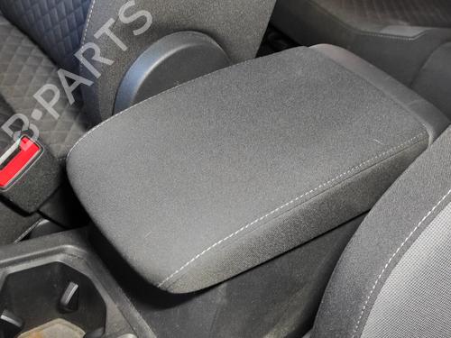 armrest-center-console-vw-tiguan-ad1-ax1-2016-20141401 main image