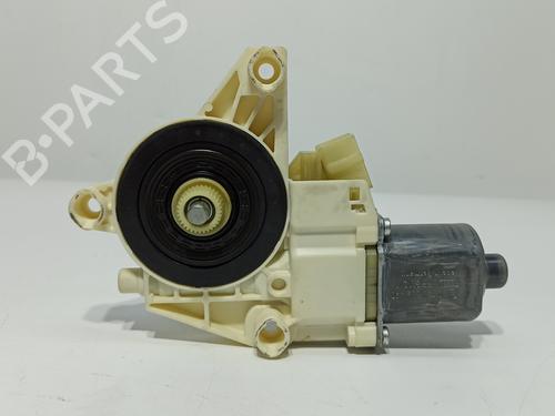 Rudehejsemotor forskærm højre MERCEDES-BENZ C-CLASS (W204) C 200 CDI (204.007, 204.006) (136 hp) 16356306