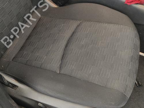 Right front seat MERCEDES-BENZ C-CLASS (W203) C 200 CDI (203.007) | BP19117975C16 - Image 4