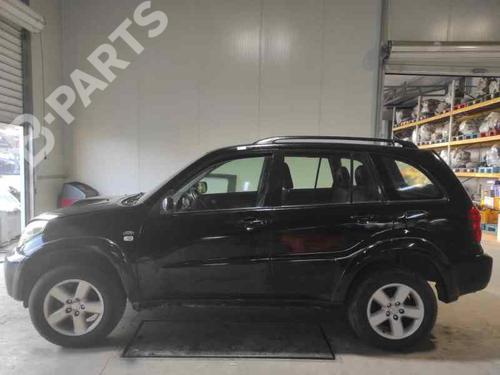 Verkleidung vorne rechts TOYOTA RAV 4 II (_A2_) 2.0 D 4WD (CLA20_, CLA21_, CLA20R, CLA21R) | BP8853993C59 