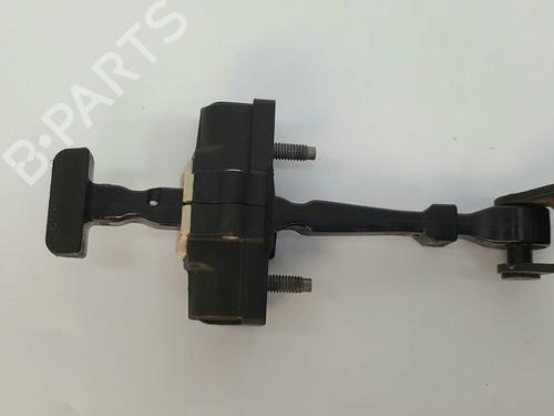 Dørhengsel/Dørstopper RENAULT CAPTUR I (J5_, H5_) 1.5 dCi 110 (110 hp) 14540865