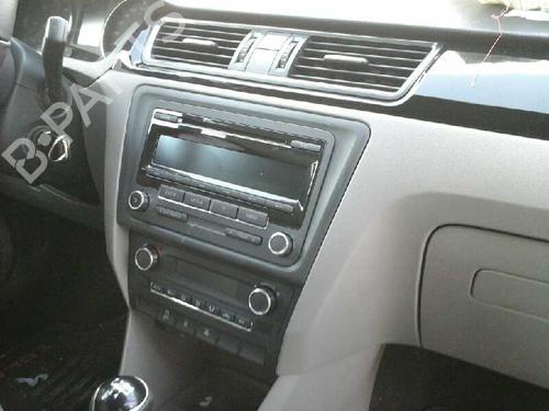 Front left exterior door handle SEAT TOLEDO IV (KG3) 1.6 TDI | BP3325298C128