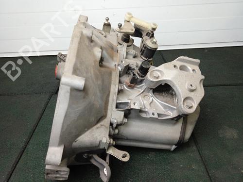 Gearbox PEUGEOT 208 I (CA_, CC_) 1.2 PureTech 82 | BP8413506M3
