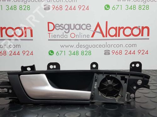 Venstre bagtil invendig håndtag AUDI A3 Sportback (8PA) 2.0 TDI (140 hp) 3284187