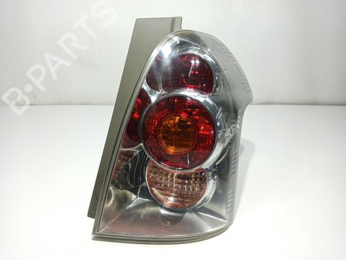 Fanale posteriore destro TOYOTA COROLLA Verso (ZER_, ZZE12_, R1_) 2.2 D-4D (AUR10_, AUR10R) (136 hp) 30448413