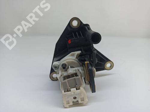 Trunk håndtak RENAULT CLIO II (BB_, CB_) 1.2 16V (BB05, BB0W, BB11, BB27, BB2T, BB2U, BB2V, CB05,... | BP10347008C132 