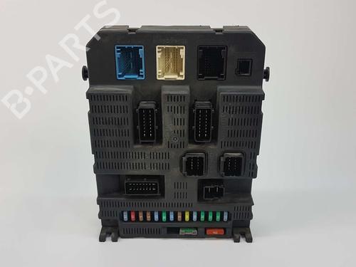 Used Fuse box PEUGEOT 308 I (4A_, 4C_) 1.6 HDi (109 hp) 8154918