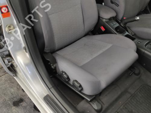 Right front seat NISSAN PRIMERA Hatchback (P12) 1.6 | BP17631047C16