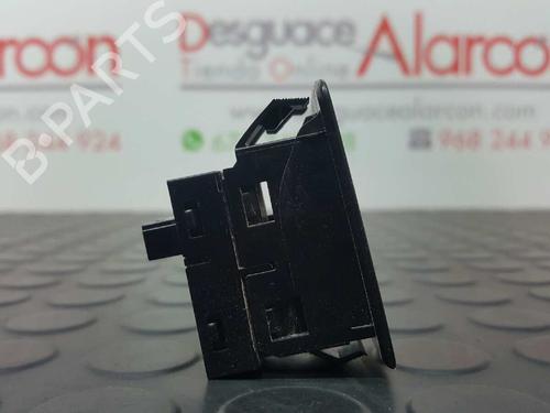 Right rear window switch BMW 1 (F20) 116 d | BP2742679I28