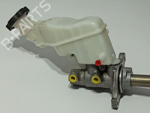 brake-master-cylinder-kia-carens-iv-2013-37266041 main image