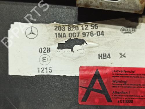 Used Right front fog light MERCEDES-BENZ C-CLASS (W203) [2000-2007]  19117981
