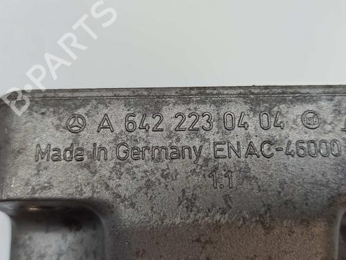 Engine mount MERCEDES-BENZ S-CLASS (W221, V221) S 320 CDI (221.022, 221.122) | BP10264934M89 
