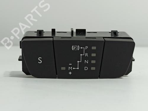 Used Shift knob CITROËN C4 CACTUS 1.2 THP 110 (110 hp) 14543906