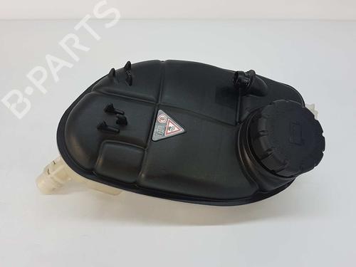 Used Expansion tank MERCEDES-BENZ GLA-CLASS (X156) GLA 200 CDI / d (156.908) (136 hp) 9739294