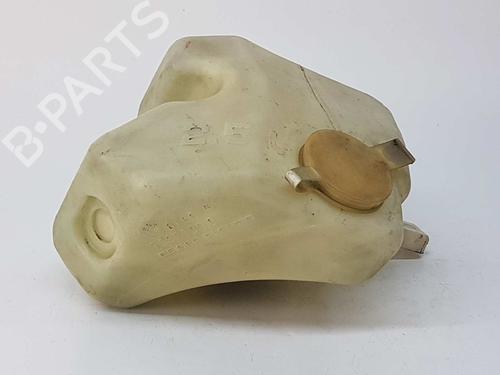 Used Windscreen washer tank BMW 3 (E36) 316 i (100 hp) 7426404