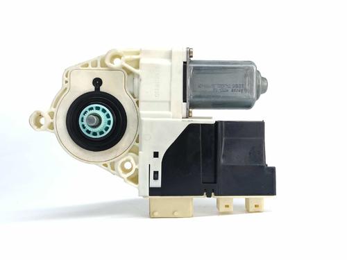 BP7161298E20 main image