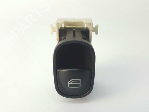 Venstre bagtil elrude kontakt MERCEDES-BENZ C-CLASS (W203) C 270 CDI (203.016) (170 hp) 6454690