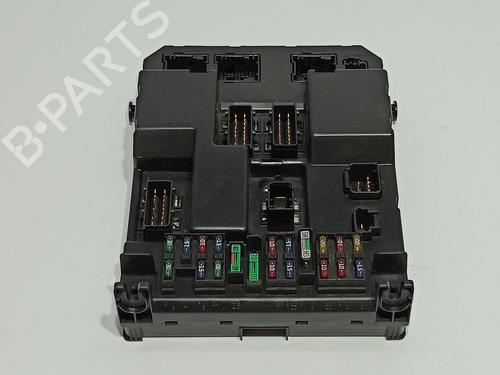 Used Fuse box Fuse box PEUGEOT 307 (3A/C) 2.0 HDi 135 (136 hp) 39613398 39613398