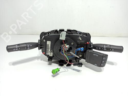 Used Switch RENAULT MEGANE II (BM0/1_, CM0/1_) 1.5 dCi (BM0F, BM0T, BM2B, CM0F, CM0T) (82 hp) 27188568