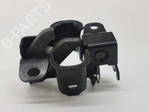 Used Hood lock MERCEDES-BENZ CLS (C219) CLS 350 (219.356) (272 hp) 8778245